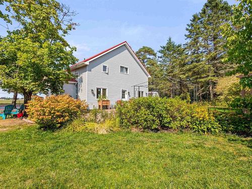 320 Main Street W, Stewiacke, NS 