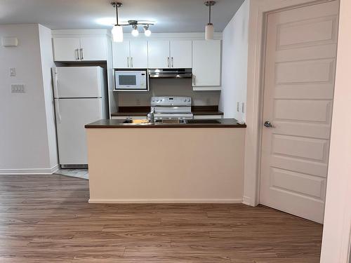 Overall view - 1-9 Rue St-Pétersbourg, Gatineau (Aylmer), QC - Indoor Photo Showing Kitchen