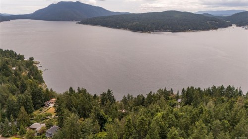 549 Arbutus Ave, Duncan, BC 