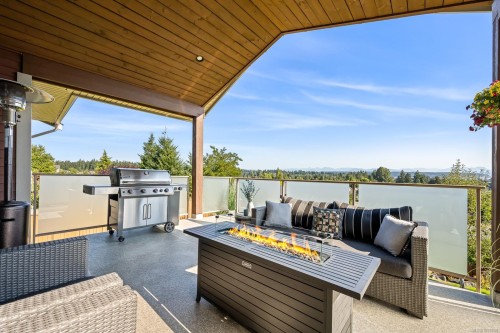 942 Timberline Dr, Campbell River, BC 