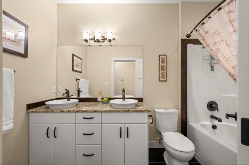 942 Timberline Dr, Campbell River, BC 