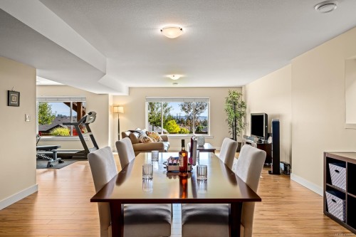 942 Timberline Dr, Campbell River, BC 