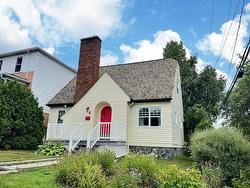 4 7e Rue  Rouyn-Noranda, QC J9X 1Z4