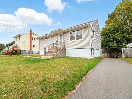 81 Adelaide Avenue, Fairview, NS 