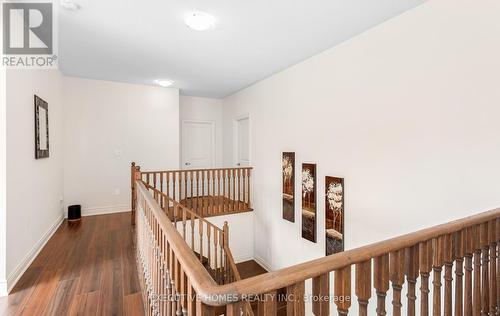 77 Pond View Gate, Hamilton, ON - Indoor Photo Showing Other Room