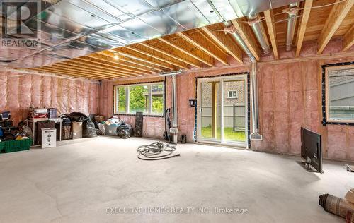 77 Pond View Gate, Hamilton, ON - Indoor