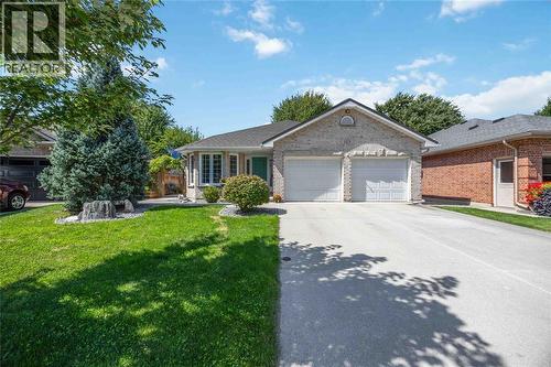123 Cassandra Boulevard, Sarnia, ON - Outdoor
