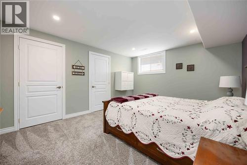 123 Cassandra Boulevard, Sarnia, ON - Indoor Photo Showing Bedroom