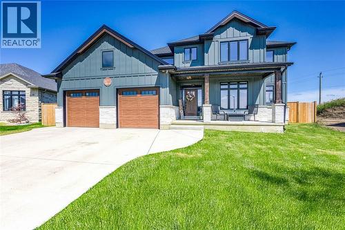 6735 SHAKER LANE  Plympton-Wyoming, ON N0N 1E0