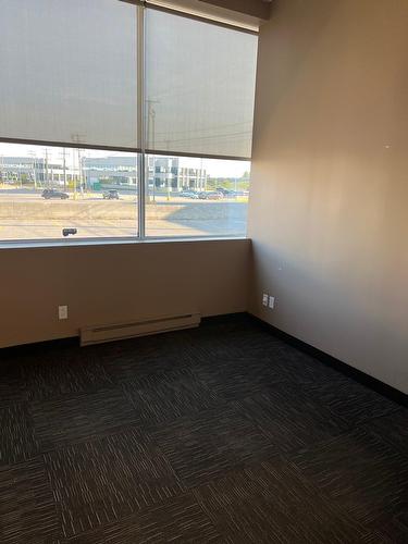 Bureau - 01-4960 Rue Levy, Montréal (Saint-Laurent), QC 