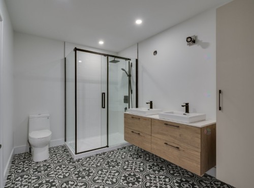 Salle de bains attenante à la CCP - 4448A  - 4454A Av. Papineau, Montréal (Le Plateau-Mont-Royal), QC - Indoor Photo Showing Bathroom