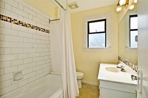 350 Stewart Ave, Nanaimo, BC 