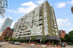 609 - 130 CARLTON STREET  Toronto, ON M5A 4K3