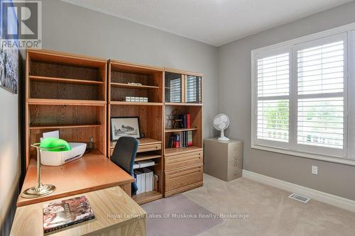 12 Pheasant Run, Bracebridge (Macaulay), ON - Indoor Photo Showing Office