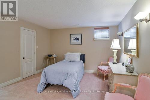 12 Pheasant Run, Bracebridge (Macaulay), ON - Indoor Photo Showing Bedroom