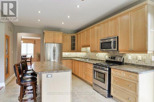 12 Pheasant Run, Bracebridge (Macaulay), ON - Indoor Photo Showing Kitchen