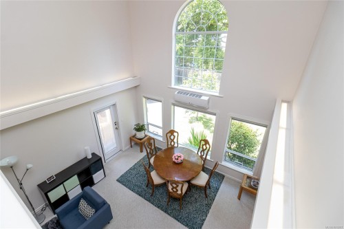 772 Wesley Crt, Saanich, BC 