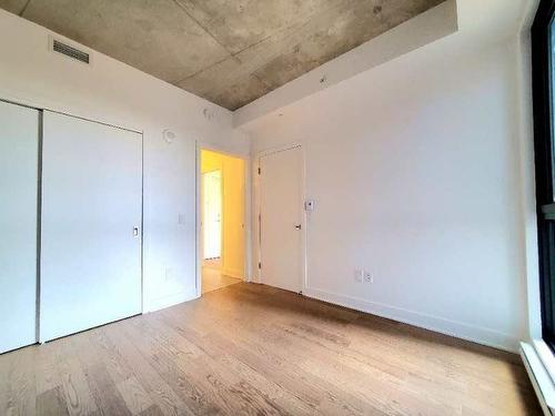 Chambre à coucher - 523-1150 Boul. René-Lévesque E., Montréal (Ville-Marie), QC - Indoor Photo Showing Other Room