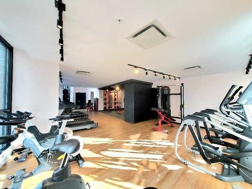 Exercise room - 523-1150 Boul. René-Lévesque E., Montréal (Ville-Marie), QC - Indoor Photo Showing Gym Room