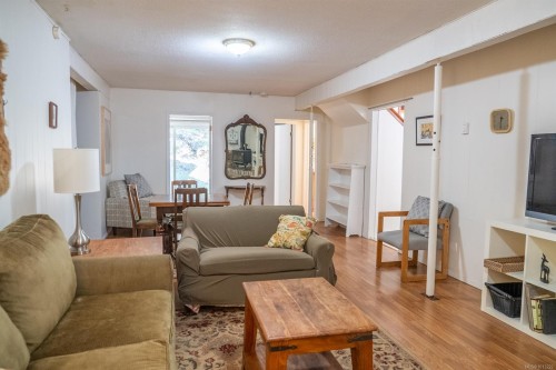 4609 Sailor Rd, Pender Island, BC 