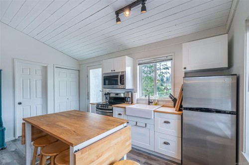 6-8631 South Shore Rd, Lake Cowichan, BC 