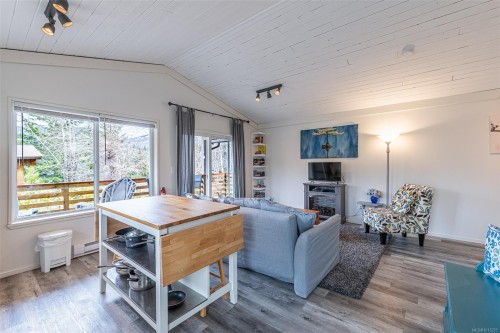 6-8631 South Shore Rd, Lake Cowichan, BC 