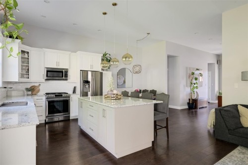 856 Hayden Pl, Mill Bay, BC 