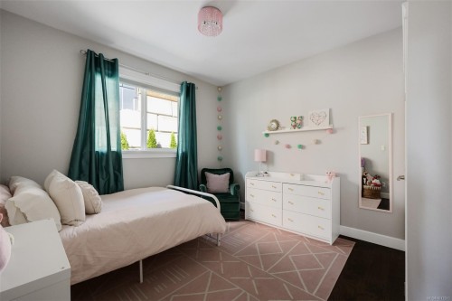 856 Hayden Pl, Mill Bay, BC 