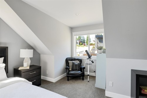 856 Hayden Pl, Mill Bay, BC 