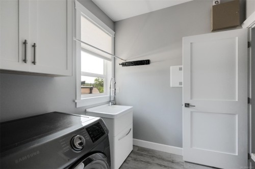 856 Hayden Pl, Mill Bay, BC 