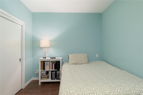 508-517 Fisgard St, Victoria, BC - Indoor Photo Showing Bedroom