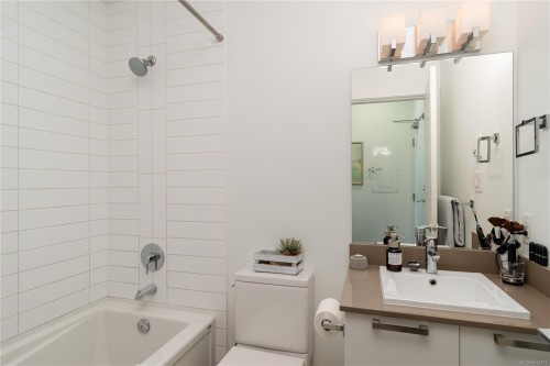 508-517 Fisgard St, Victoria, BC - Indoor Photo Showing Bathroom