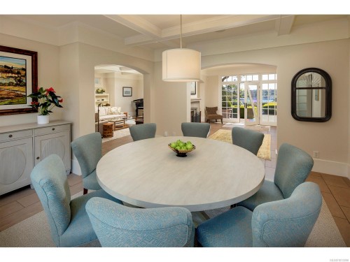 2766 Sea View Rd, Saanich, BC 