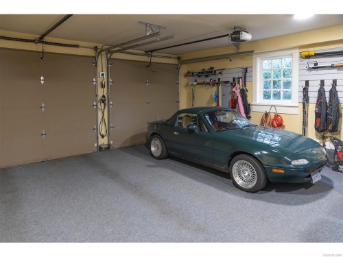 2766 Sea View Rd, Saanich, BC 