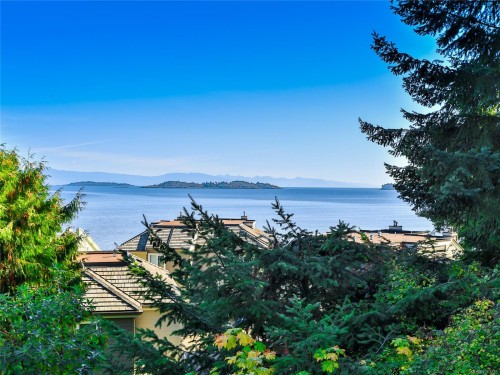 32-1059 Tanglewood Pl, Parksville, BC - Outdoor With Body Of Water With View