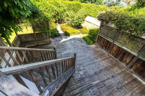 750 Island Rd, Oak Bay, BC 