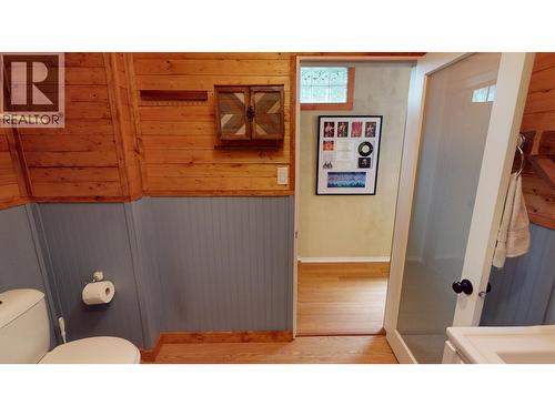 713 Tibbles Road, Quesnel, BC - Indoor Photo Showing Bathroom