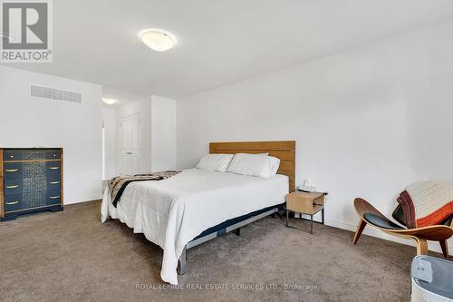 241 Longboat Run, Brantford, ON - Indoor Photo Showing Bedroom