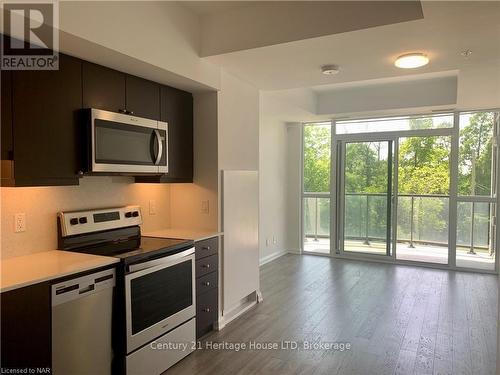 313 - 7711 Green Vista Gate, Niagara Falls (Oldfield), ON - Indoor Photo Showing Kitchen