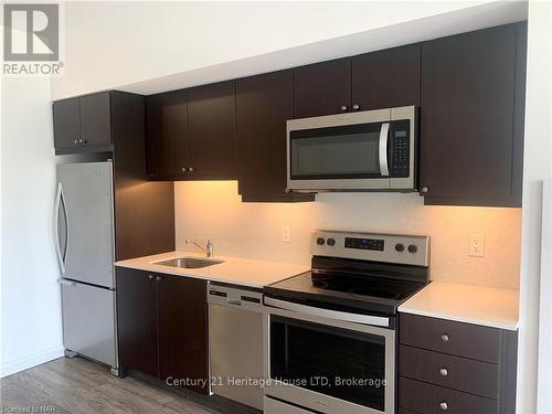 313 - 7711 Green Vista Gate, Niagara Falls (Oldfield), ON - Indoor Photo Showing Kitchen