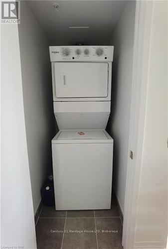 313 - 7711 Green Vista Gate, Niagara Falls (Oldfield), ON - Indoor Photo Showing Laundry Room