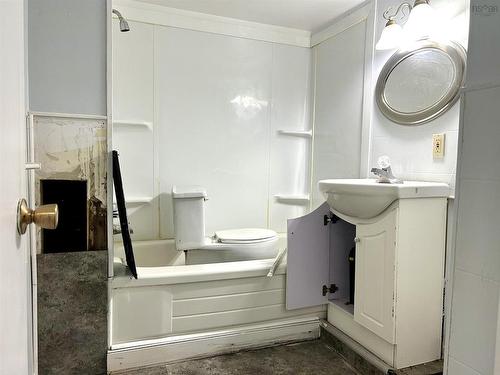 47 Spring Street, Amherst, NS 