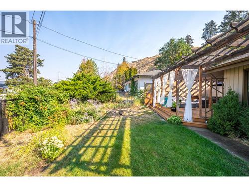 4744 Lakeside Road, Penticton, BC - Outdoor