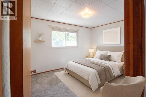 1549 110 Avenue, Dawson Creek, BC - Indoor Photo Showing Bedroom