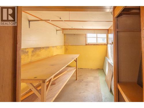 1549 110 Avenue, Dawson Creek, BC - Indoor