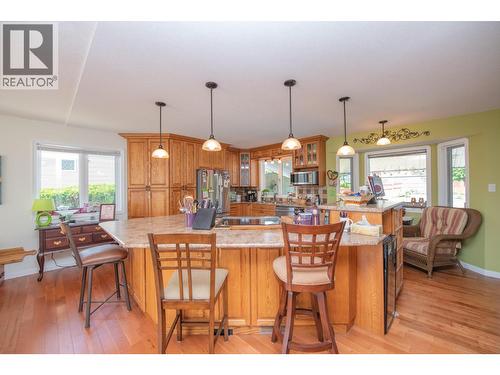 8841 Michael Drive, Coldstream, BC - Indoor