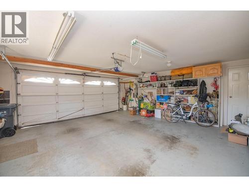 8841 Michael Drive, Coldstream, BC - Indoor Photo Showing Garage