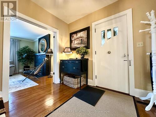 18 Joseph Street, Kawartha Lakes (Bobcaygeon), ON - Indoor