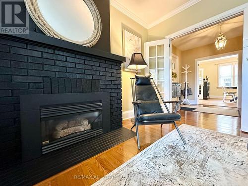 18 Joseph Street, Kawartha Lakes (Bobcaygeon), ON - Indoor With Fireplace