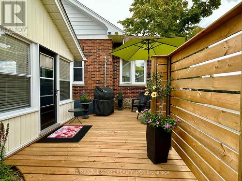 18 Joseph Street, Kawartha Lakes (Bobcaygeon), ON - Outdoor With Exterior